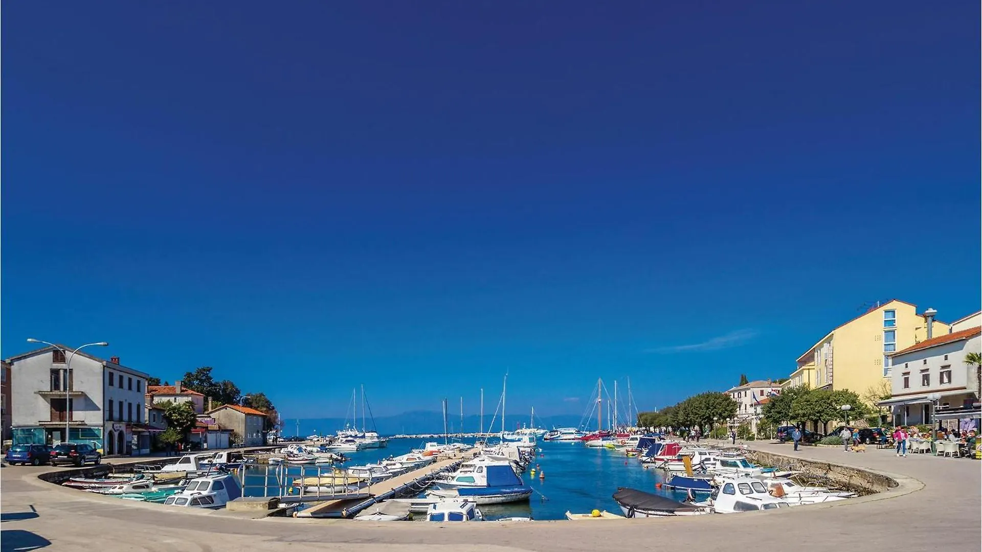 Cozy Apartment In Vantacici With House Sea View Croazia