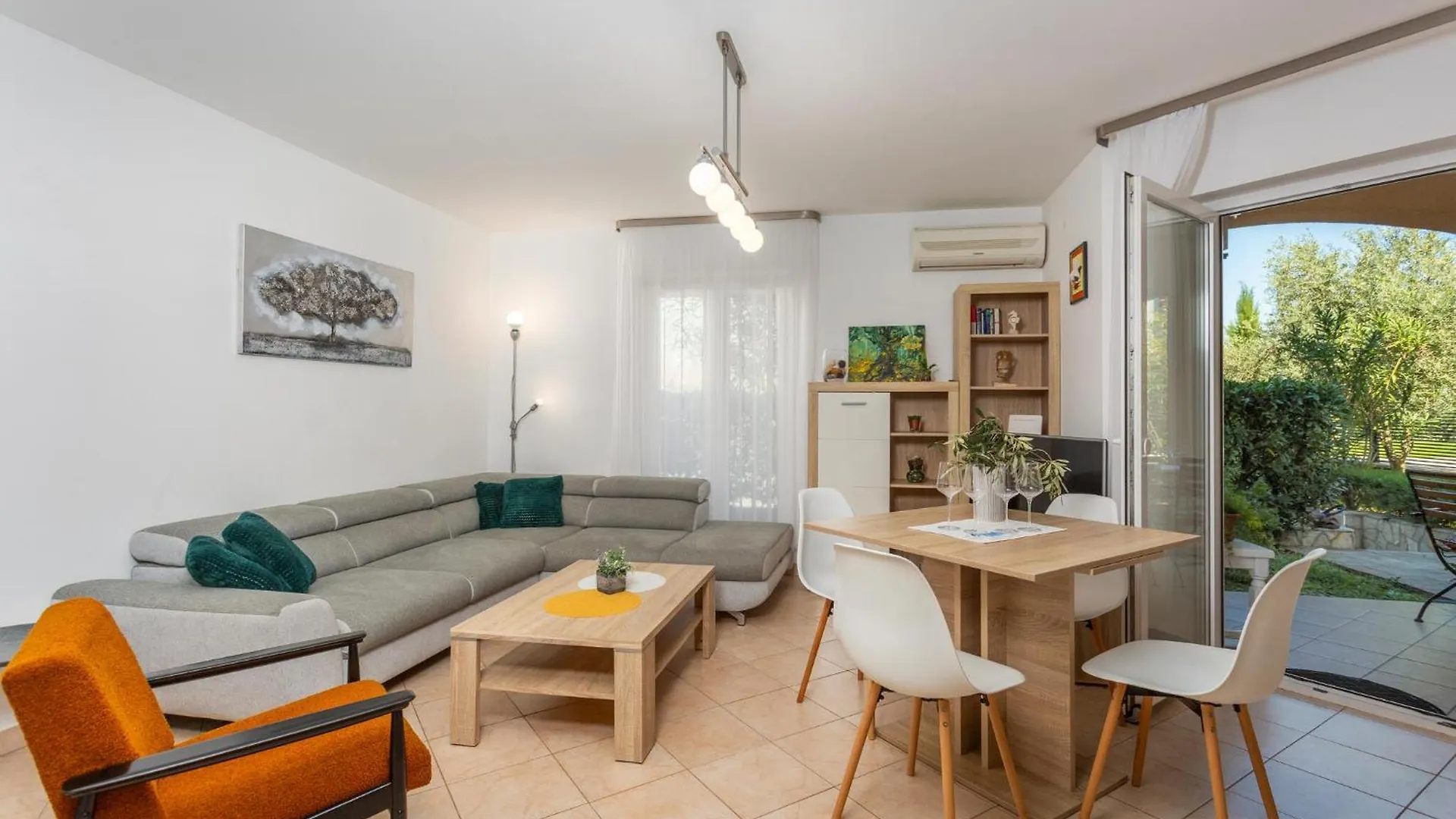 Cozy Apartment In Vantacici With House Sea View 0*,  Croaţia